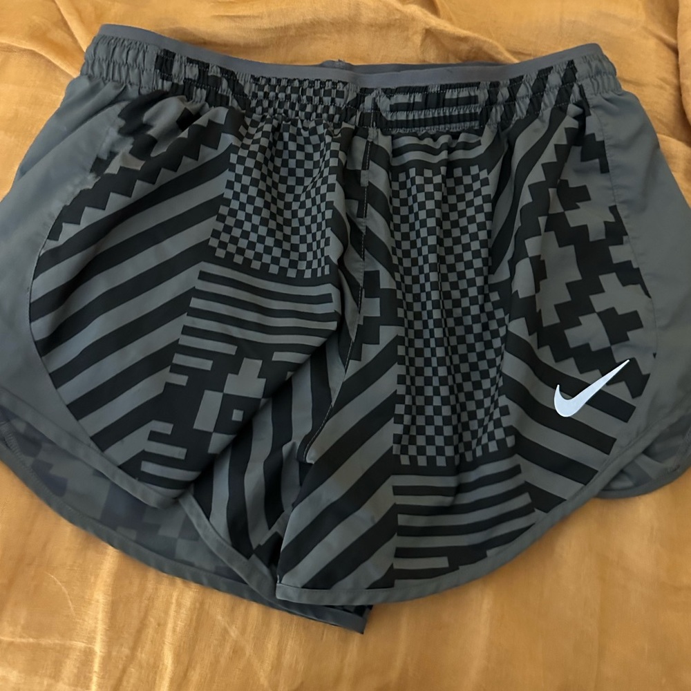 Black and grey geometric print size medium Nike shorts with key pocket